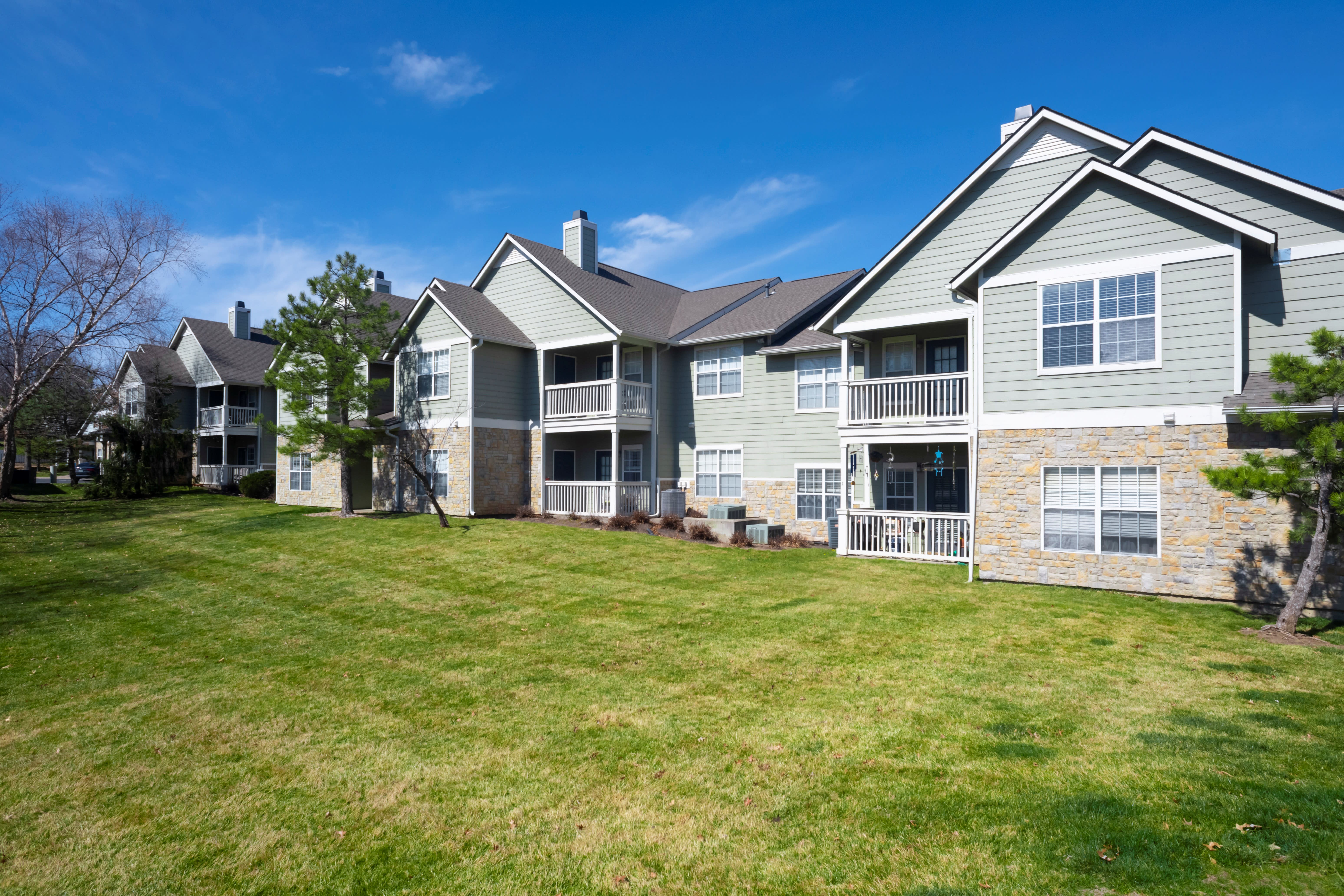 Sandstone Creek exterior - Overland Park, KS